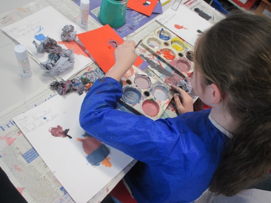 Pupils painting